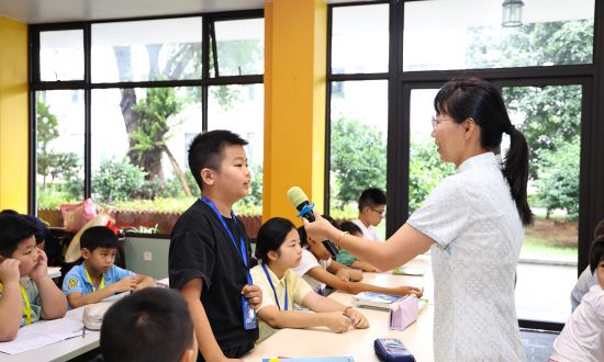 合兴”小候鸟”暑假爱心托班暖心启航